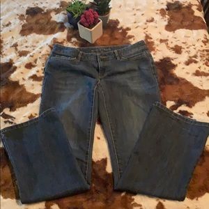 Michael Kors 4P boot cut. Medium wash